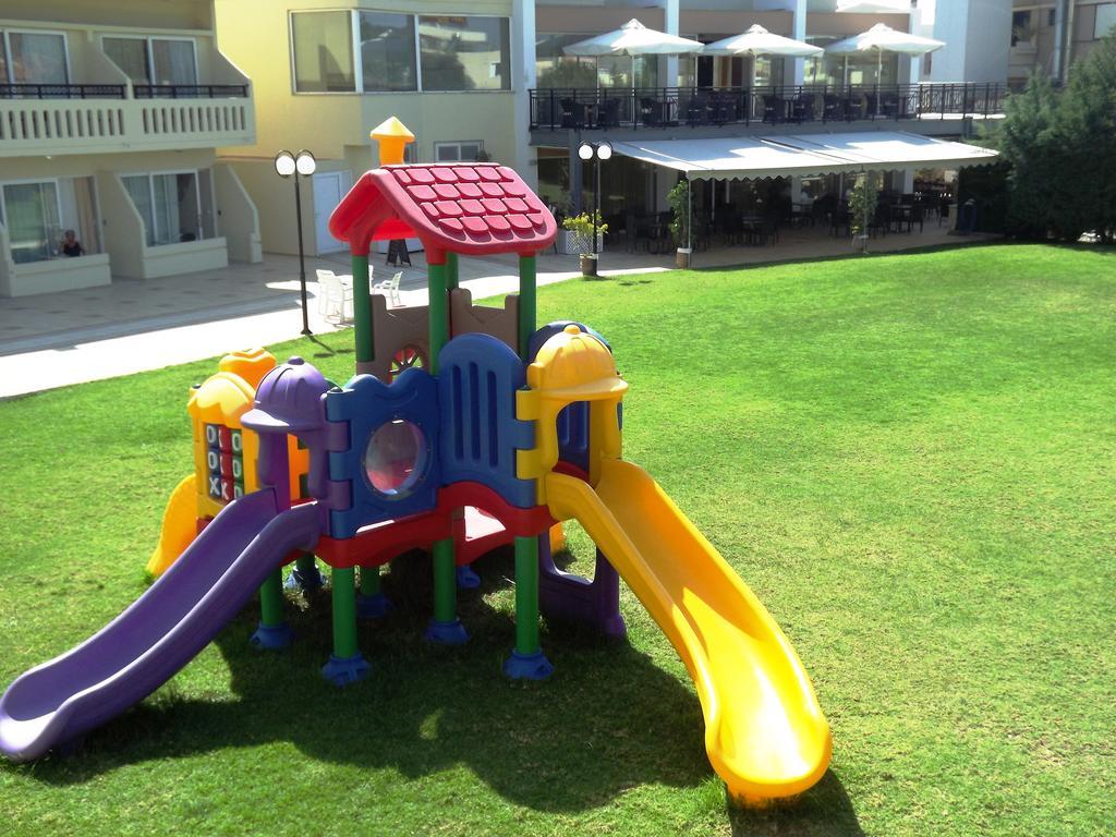 Atrion Resort Hotel Agia Marina Exterior foto