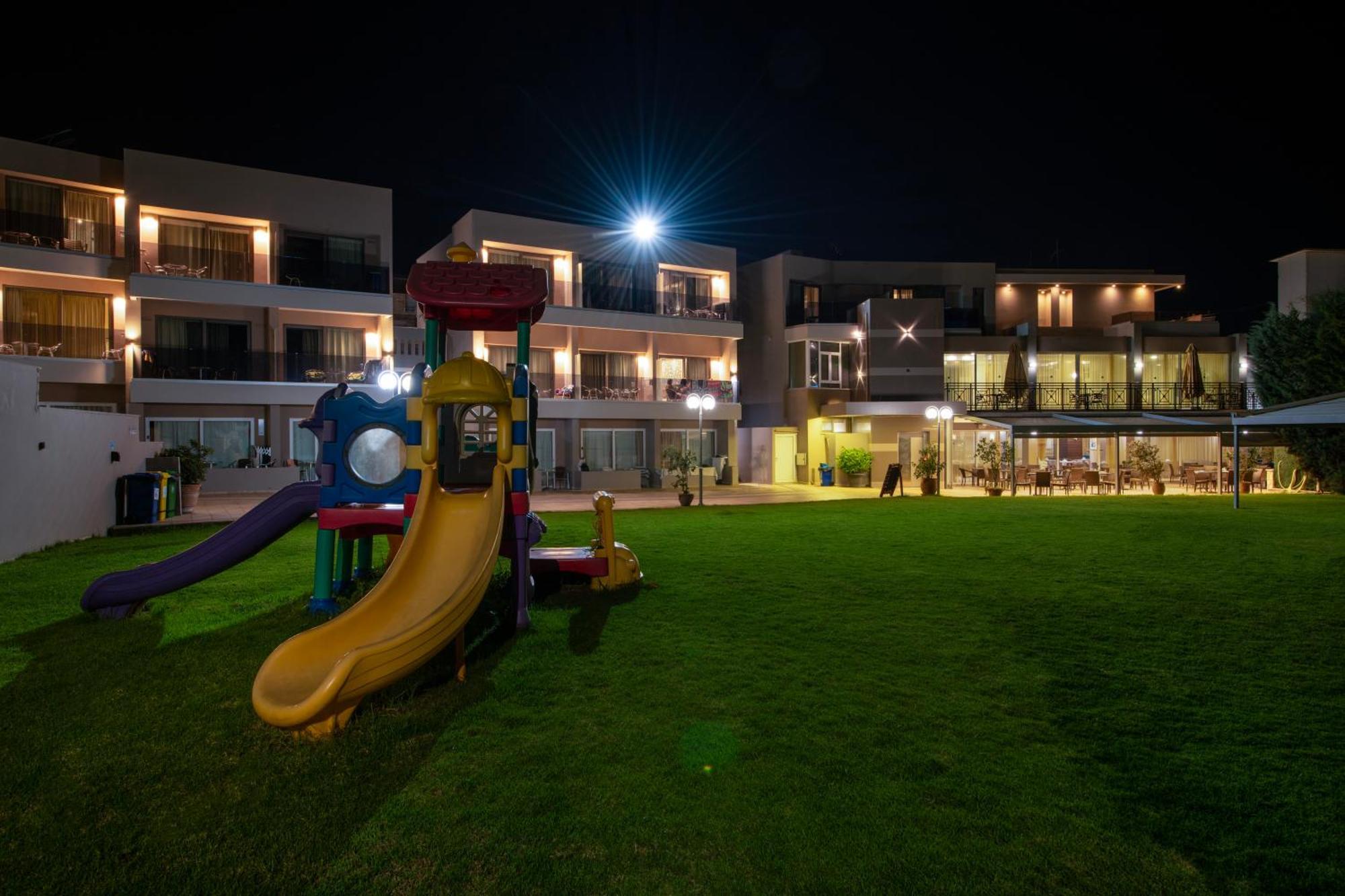 Atrion Resort Hotel Agia Marina Exterior foto