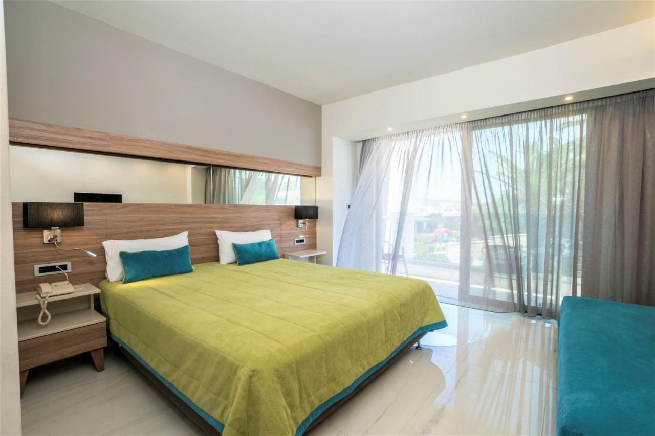 Atrion Resort Hotel Agia Marina Exterior foto